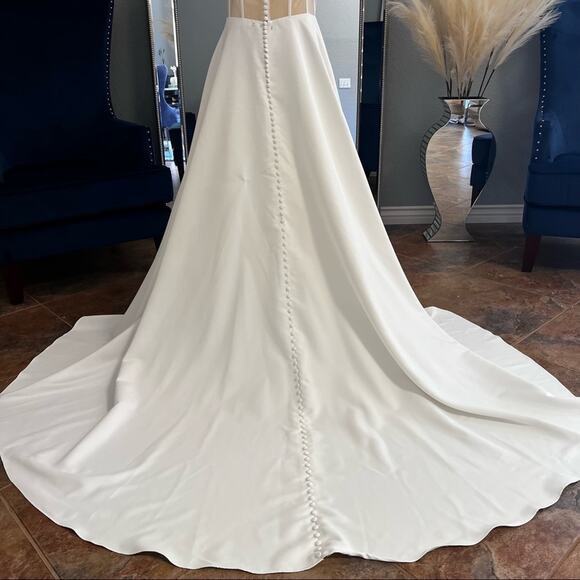 ESSENSE OF AUSTRALIA WEDDING DRESS CLEAN DOVE SATIN BALLGOWN SHEER BACK SIZE 12 - Picture 11 of 16